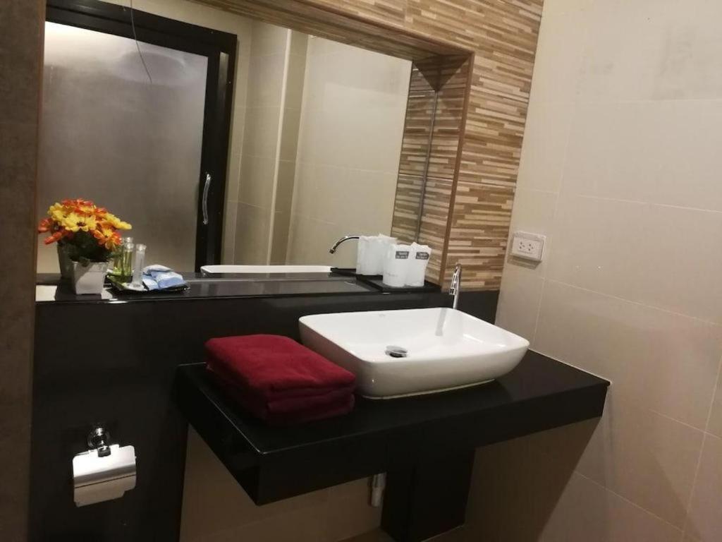Nutchana Hill Boutique Hotel Hat Yai Exterior foto